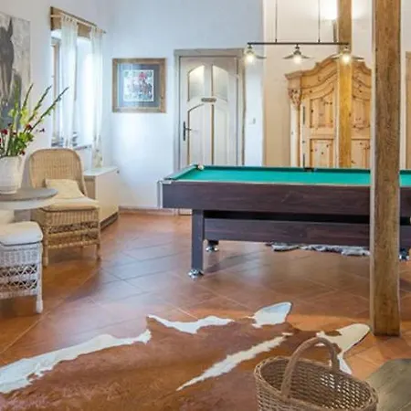 Farma Noe - Lipnica (Bytow)