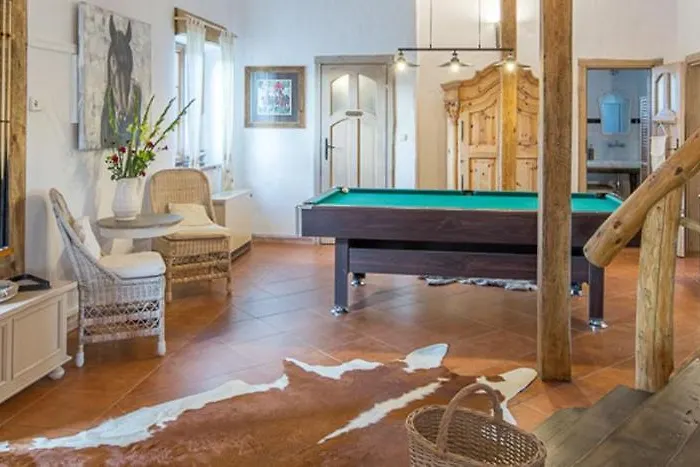 Farma Noe - Lipnica (Bytow)